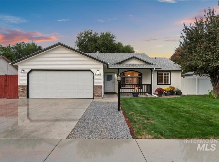 1042 W Waltman Dr, Meridian, ID 83642 House for Sale