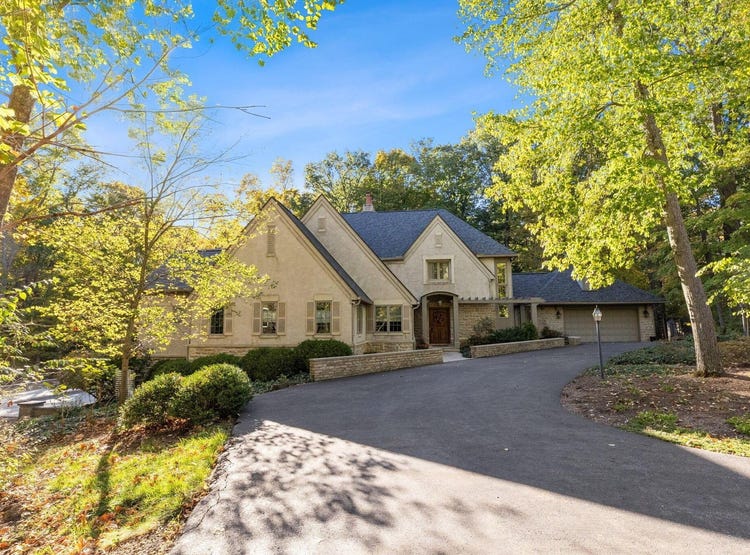 660 Woods Hollow Lane, Powell, OH 43065 House for Sale