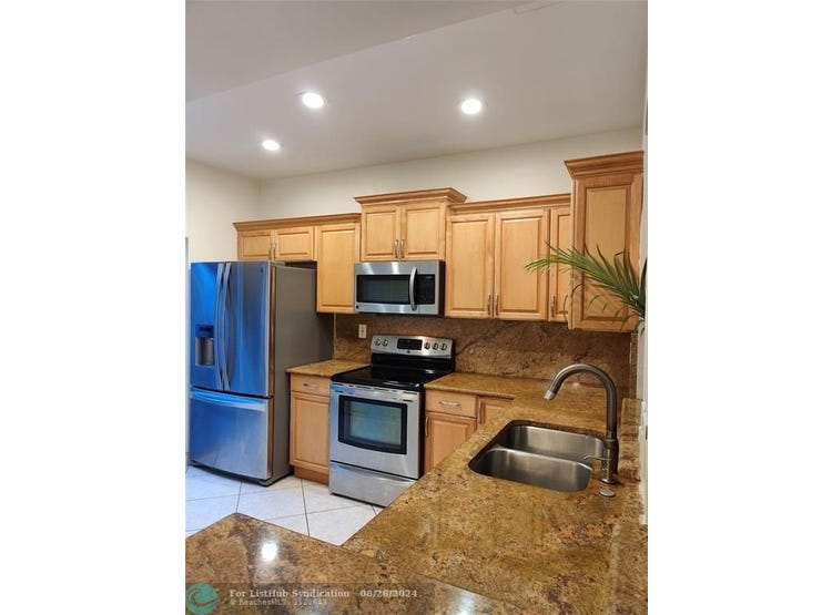 6916 NW 5th St, Apt 205, Plantation, FL 33317 Apartment for Sale