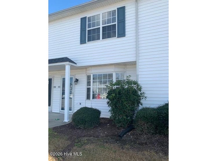 3955 Sterling Pointe Drive, Winterville, NC 28590 Townhouse for Sale ...