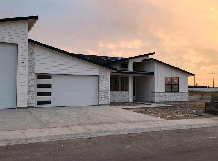 121 E Jarvis St, Meridian, ID 83642 House for Sale