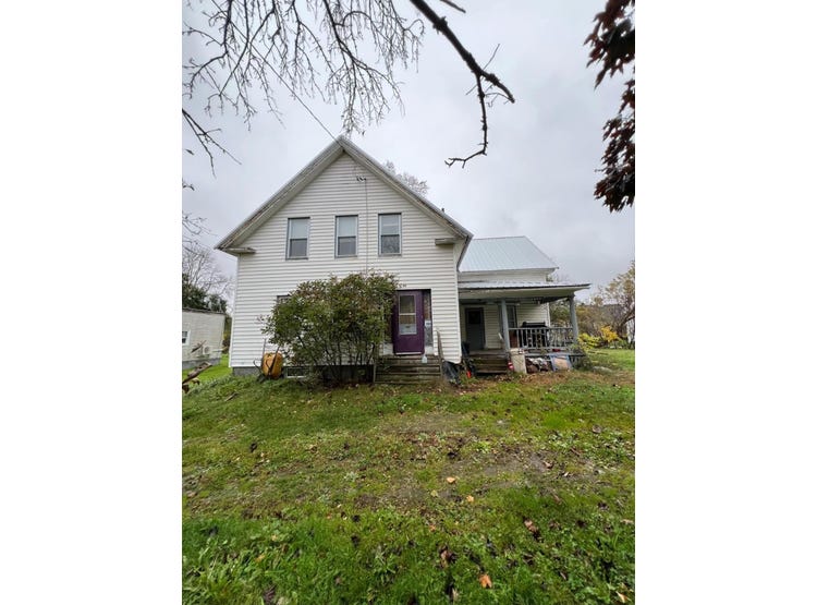 46 Academy Street, Hartland, ME 04943 House for Sale