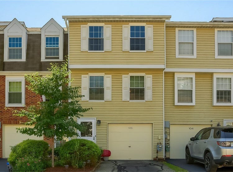 106 Rossmor Ct, Ross Twp, PA 15229 Townhouse for Sale