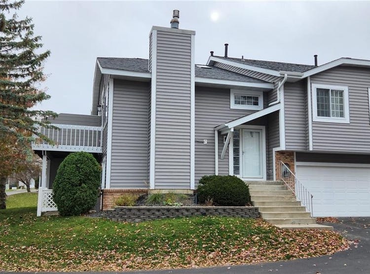 2837 Riverwood Lane NW, Rochester, MN 55901 Townhouse for Sale