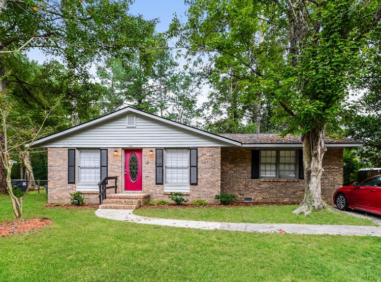 708 Beech Hill Road, Summerville, SC 29485 House for Sale realestate