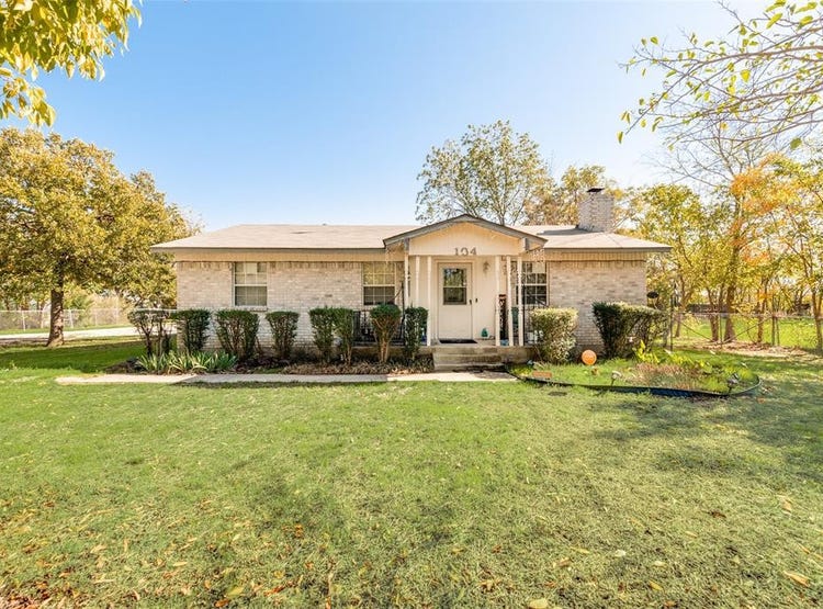 104 Shaffner Street, Ponder, TX 76259 House for Sale