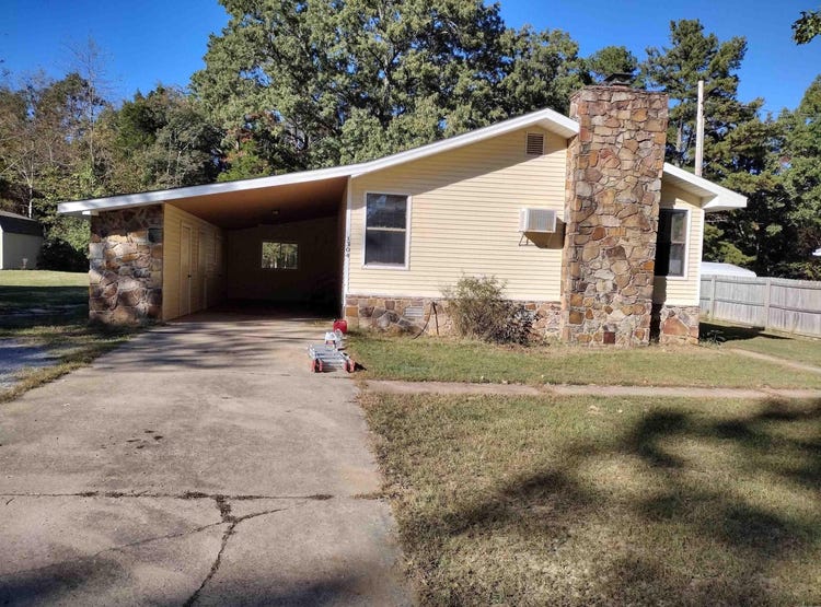 1304 Chimney Rock, Mountain View, AR 72560 House for Sale realestate