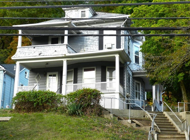 138 New Haven Avenue, Apt 2nd, Derby, CT 06418 Townhouse for Rent