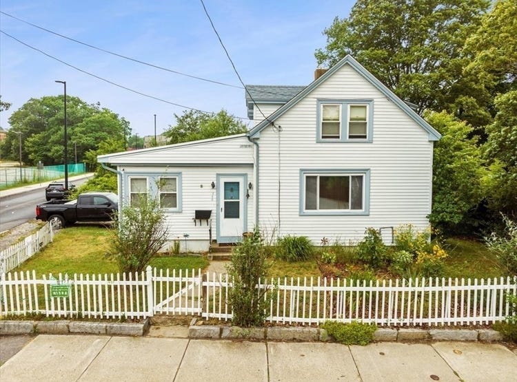 346 Elsbree St, Fall River, MA 02720 House for Sale