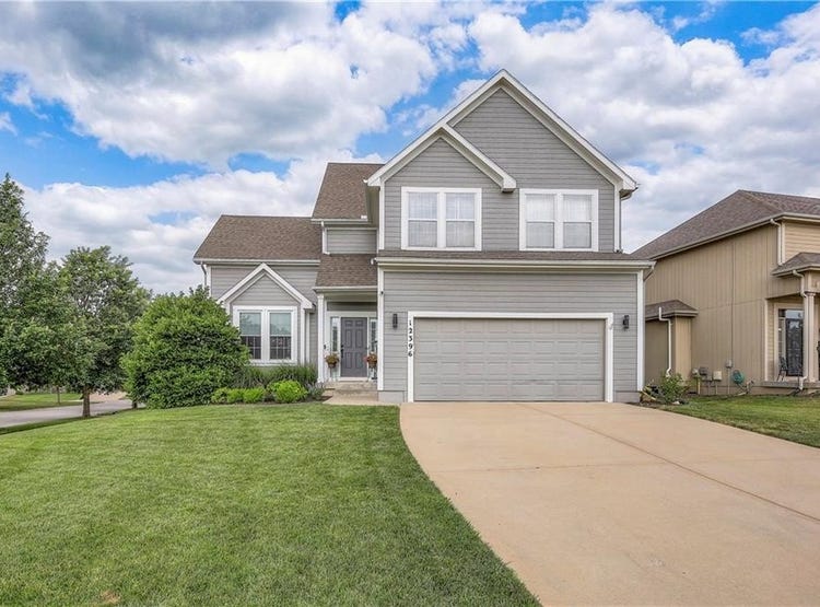 12396 S Crestone Street, Olathe, KS 66061 House for Sale realestate