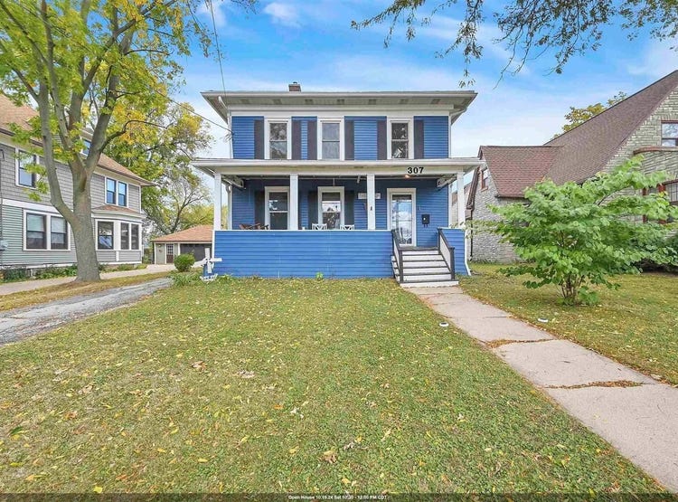 307 West North Water Street, Neenah, WI 54956 House for Sale