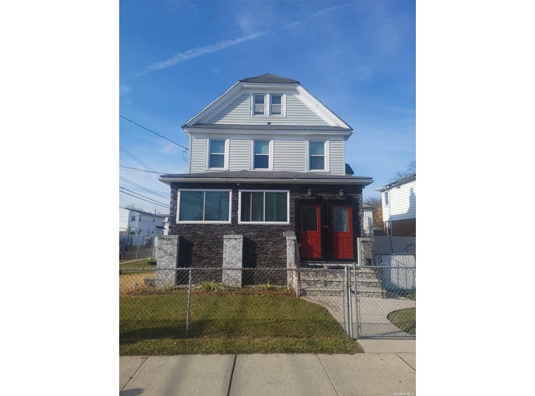 13530 136th Avenue, Laurelton, NY 11413 House for Rent