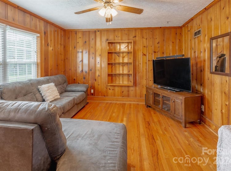 6050 Mcconnells Highway, McConnells, SC 29726 House for Sale