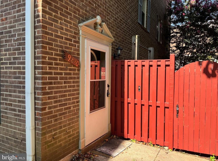9880 HAGEL CIRCLE, LORTON, VA 22079 Townhouse for Rent