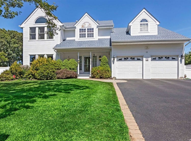 15 Province Drive, South Setauket, NY 11720 House for Sale