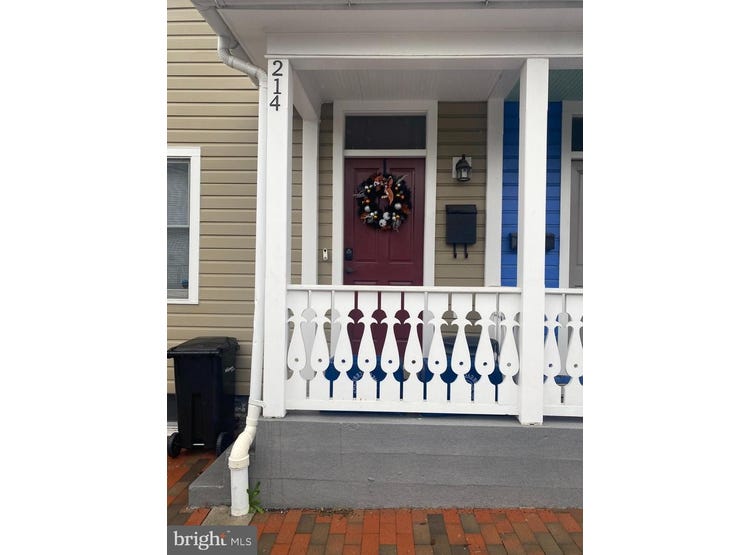 214 S KENT ST, WINCHESTER, VA 22601 Townhouse for Sale