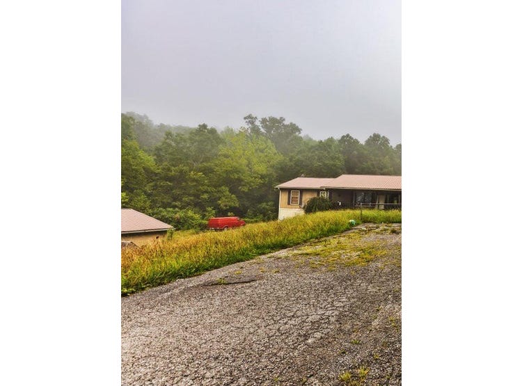 6826 East Hwy 92, Williamsburg, KY 40769 House for Sale