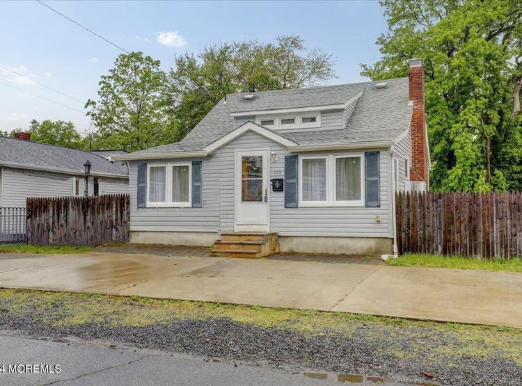 212 Birchwood Drive, Keyport, NJ 07735 House for Sale