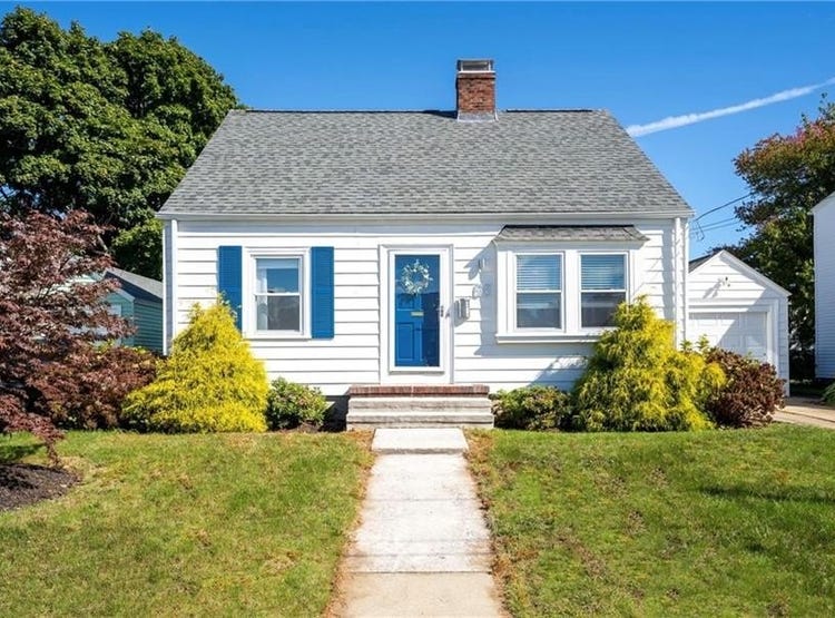 66 Community Drive, Cranston, RI 02905 House for Sale