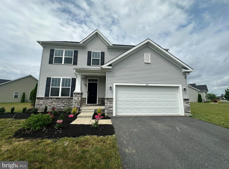241 SAFFRON CIRCLE, MIDDLETOWN, DE 19709 House for Sale