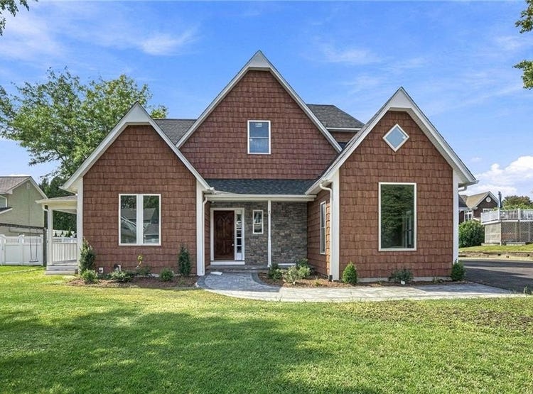 56 Warwick Rd 127 Woodbine Avenue, Warwick, RI 02886 House for Sale - realestate.com.au