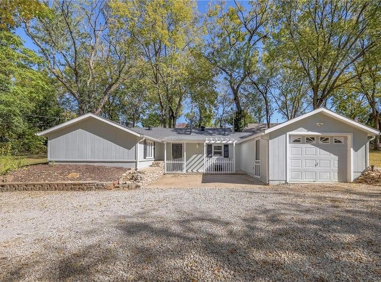 8429 Greeley Avenue, Kansas City, KS 66109 House for Sale realestate