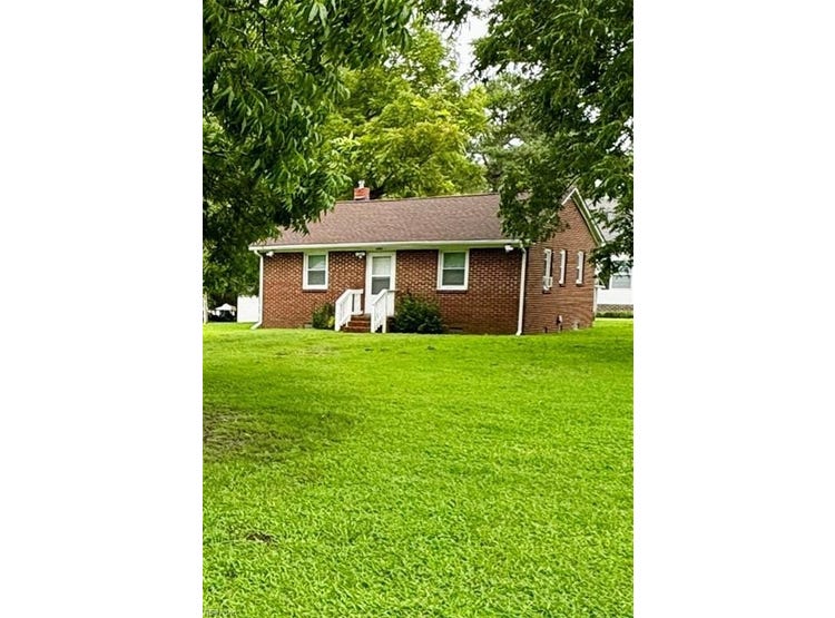 14089 Alvins Drive, Smithfield, VA 23430 House for Rent