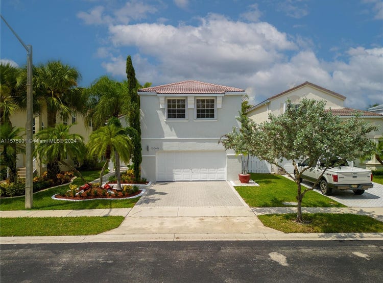 15341 NW 4 ST, Pembroke Pines, FL 33028 House for Sale