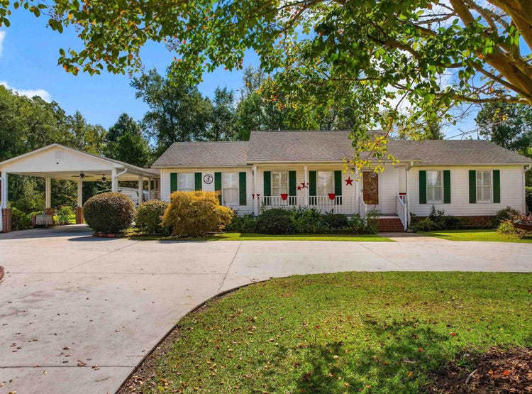 736 Miller Rd., Mullins, SC 29574 House for Sale