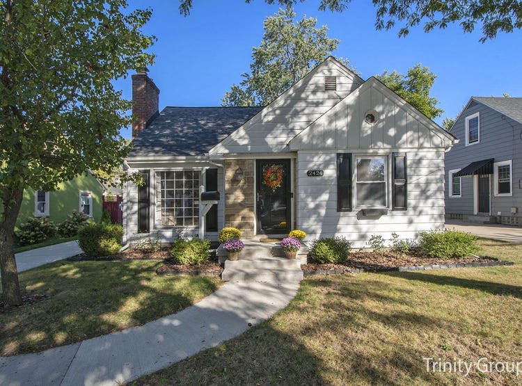 2424 Mildred Avenue SE, Grand Rapids, MI 49507 House for Sale