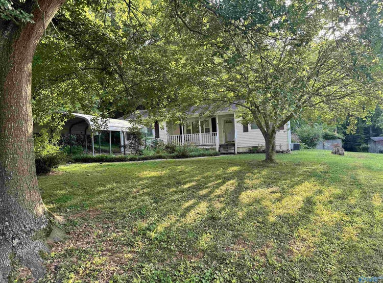 406 Roy Davis Road, New Market, AL 35761 House for Sale