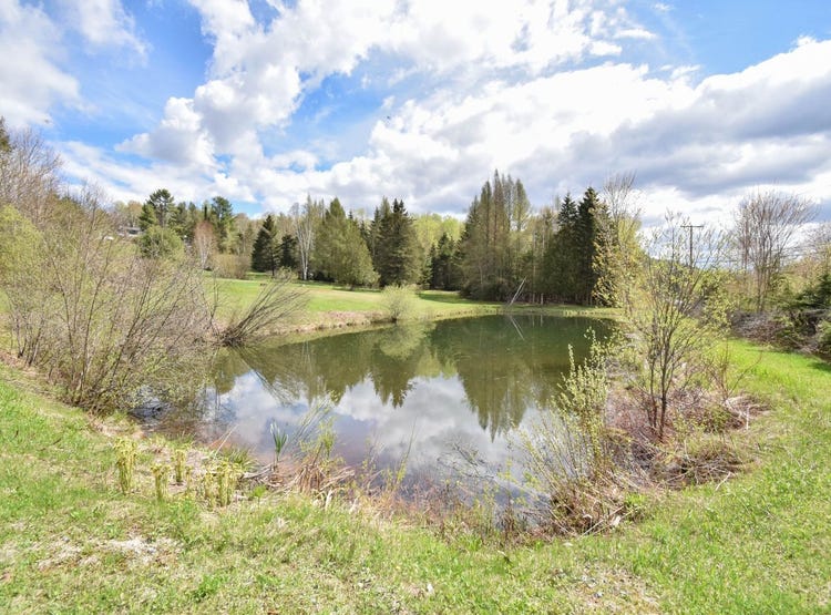 Mtée Lafontaine, Montpellier, QC J0V1M0, CA, Montpellier, Québec Land