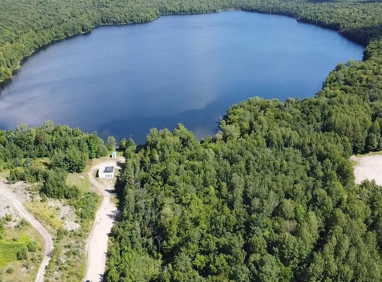 1831 Boul. AlbinyPaquette, MontLaurier, QC J9L3G5, CA, MontLaurier