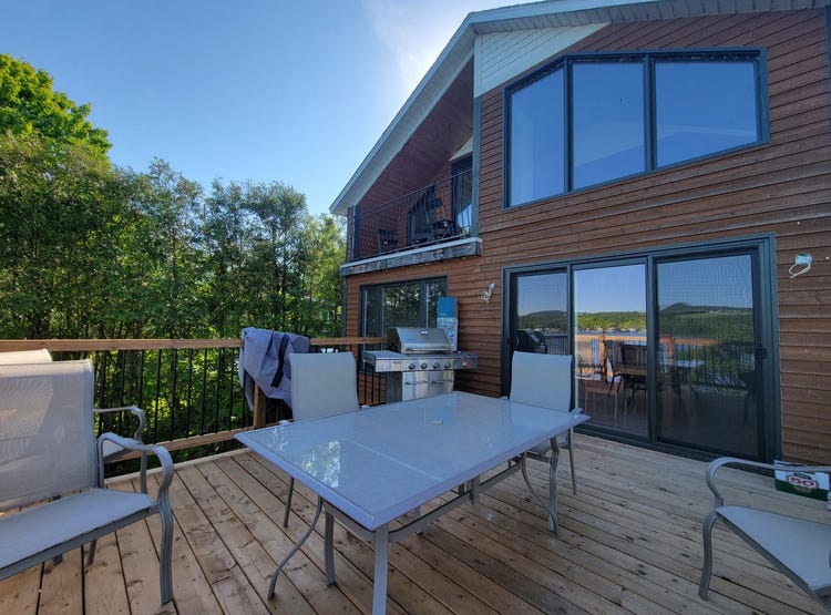 165 Des Érables, SainteCatherinedeHatley, Québec J0B 1W0, CA, Sainte