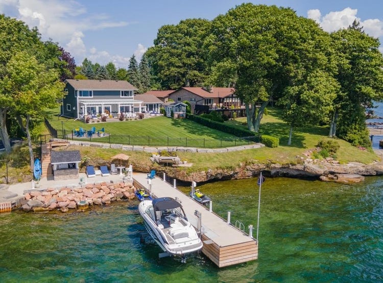 24 JACKSTRAW Lane, Gananoque, Ontario House for Sale