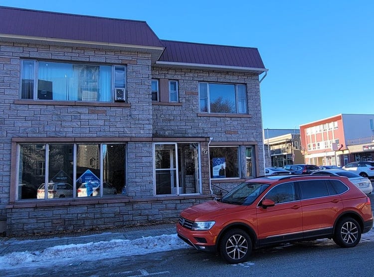 573 5e Rue, Shawinigan, QC G9T4R9, CA, Shawinigan, Québec Retail for