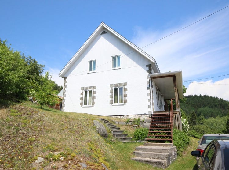 335 Rue du Saguenay, SaintFulgence, QC G0V1S0, CA, SaintFulgence