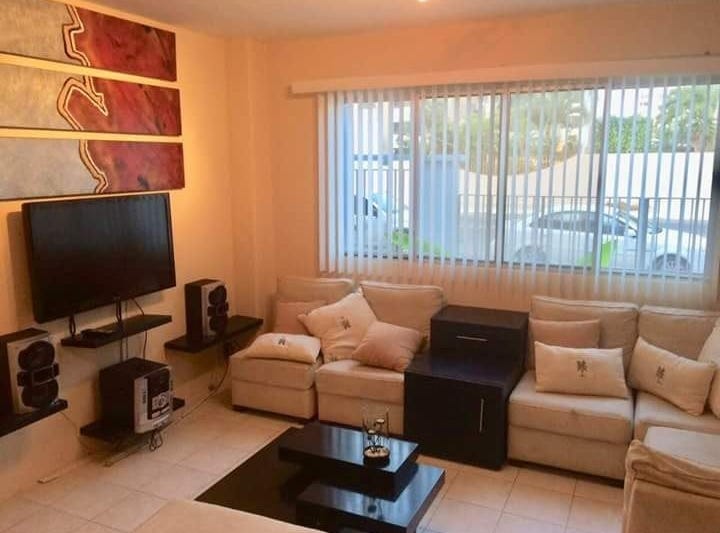 Apartment with pool in Chipipe Salinas, Close the beach