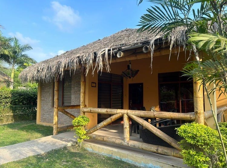 Olón Ecuador Close to the Beach Private Community Home in Valles de