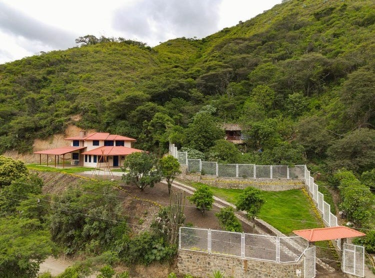 Newly Built House with Mountain Views in Peaceful Area, Vilcabamba