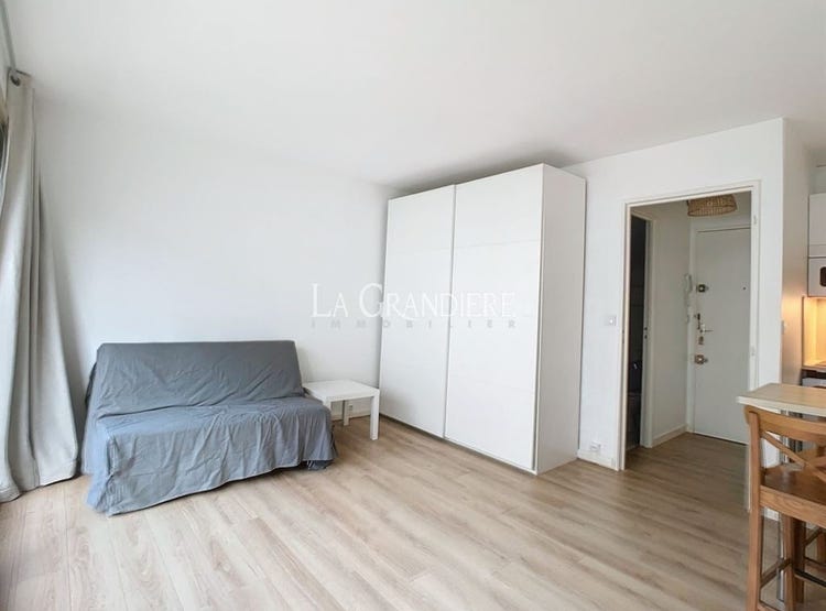 PARIS, ÎledeFrance, Address available on request Apartment for Sale