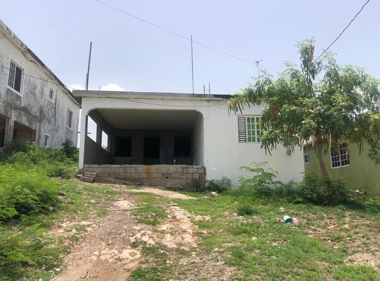 Old Harbour, Saint Catherine Parish, Address available on request House