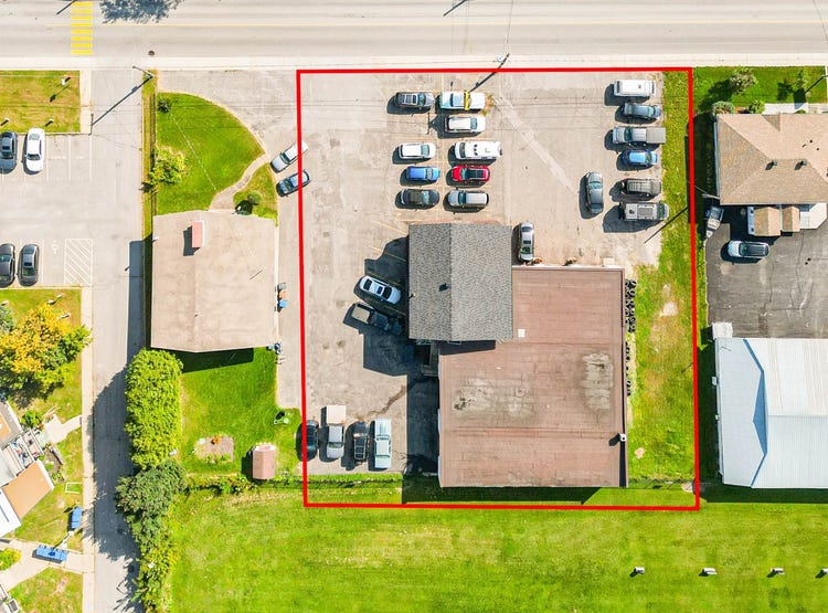 1242 Ch. StHenri, Mascouche, QC J7K2N1, CA, Mascouche, Québec J7K2N1