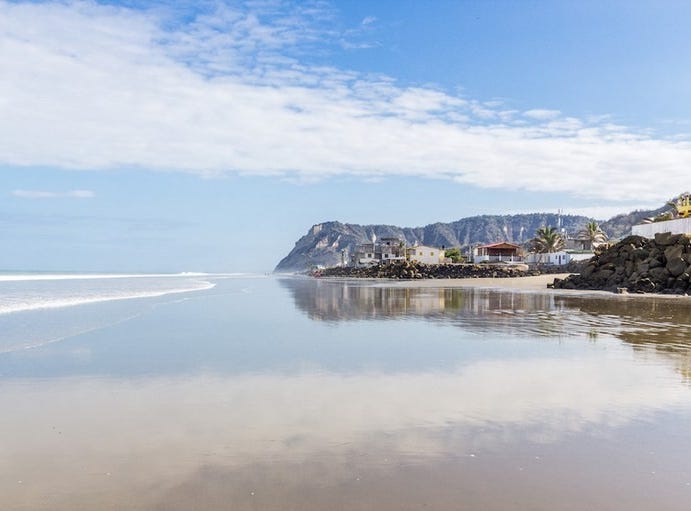 Investor's Dream Prime Oceanfront Property in San Clemente, Ecuador