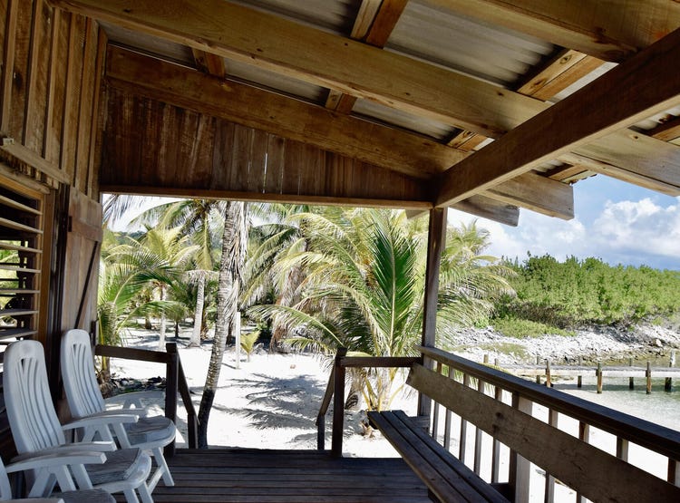 Cayos Cochinos, Roatan, Bay Islands Department House for Sale