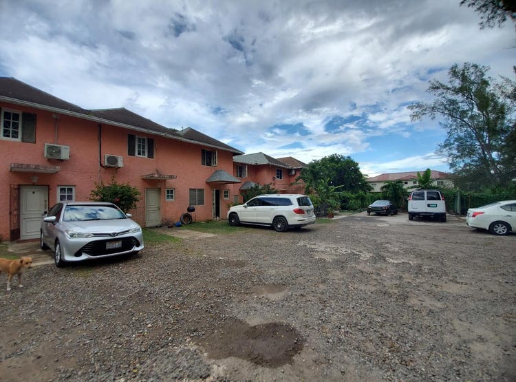 MARVINS PARK, WHITE RIVER, Ocho Rios, St. Ann Parish House for Sale