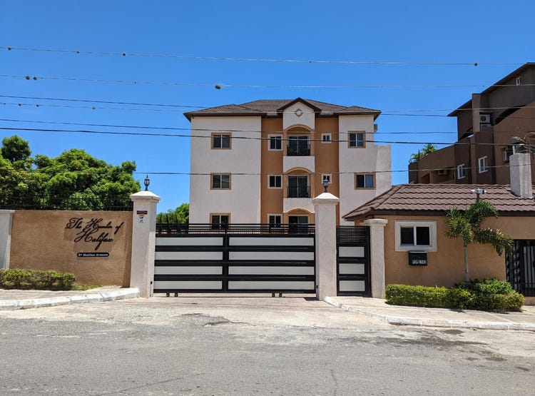 3A HALIFAX AVENUE unit 19, Kingston 6, St. Andrew Parish