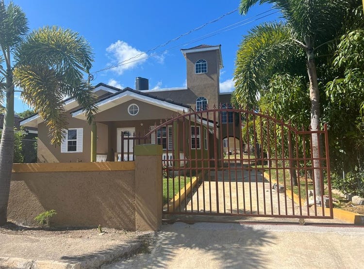 STONEBROOK VISTA, TRELAWN, Falmouth, Trelawny Parish House for Rent