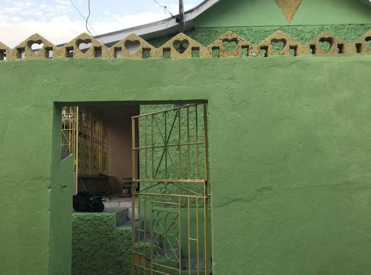 SMITH LANE, 2898, Kingston Parish House for Sale