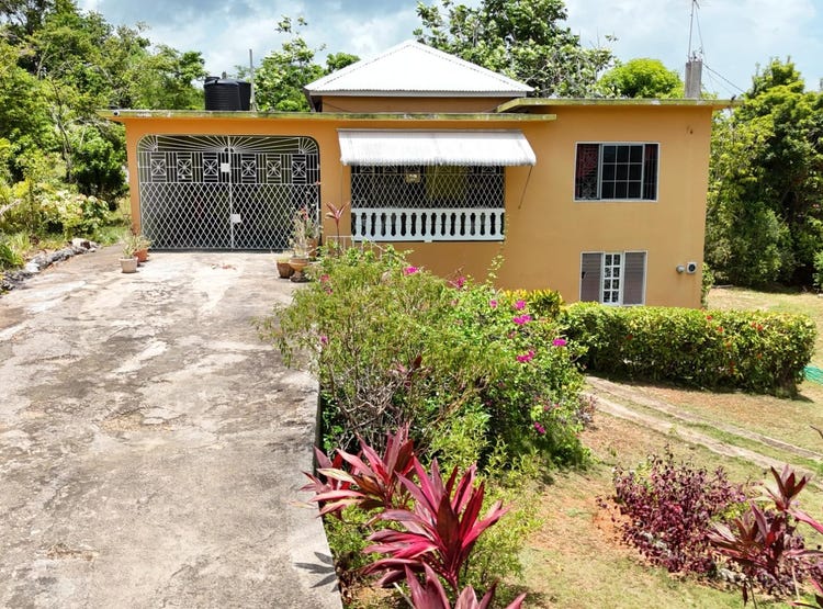 Lot 29 STEWART CASTLE, TRELAWNY, Stewart Castle, Trelawny Parish House